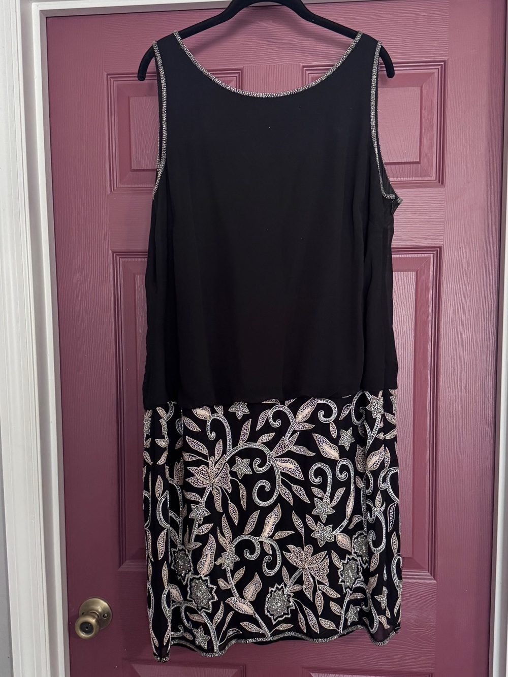 Adrianna Papell Black Sleeveless Embellished Floral Hem Dress